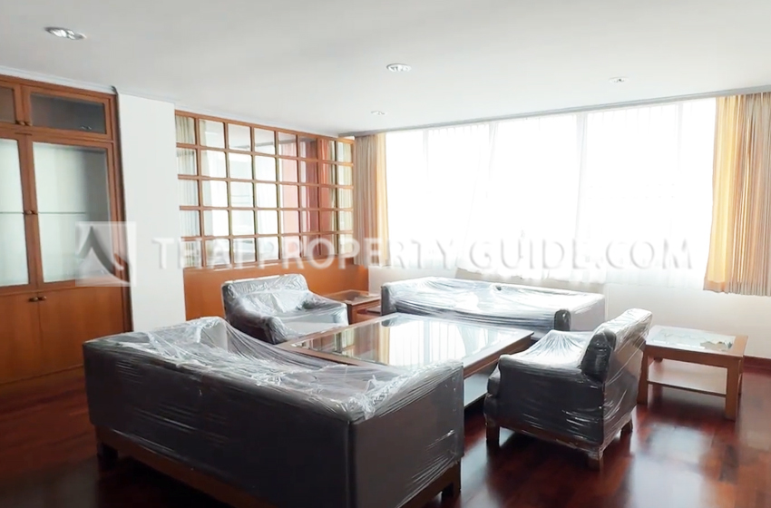 Apartment in Phaholyothin 